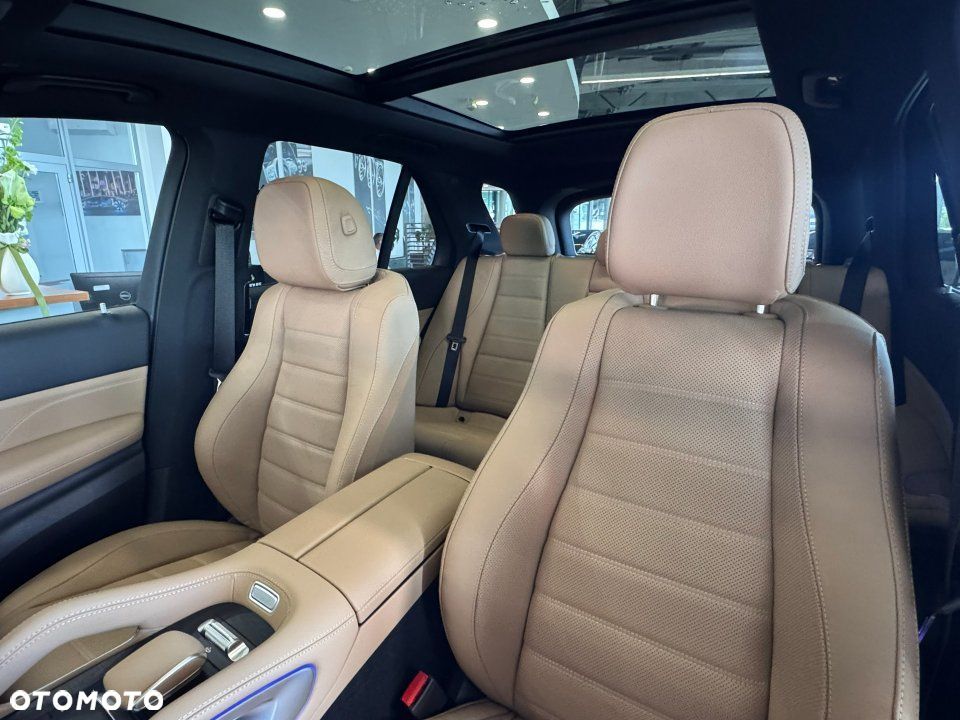 Mercedes-Benz GLE - 16
