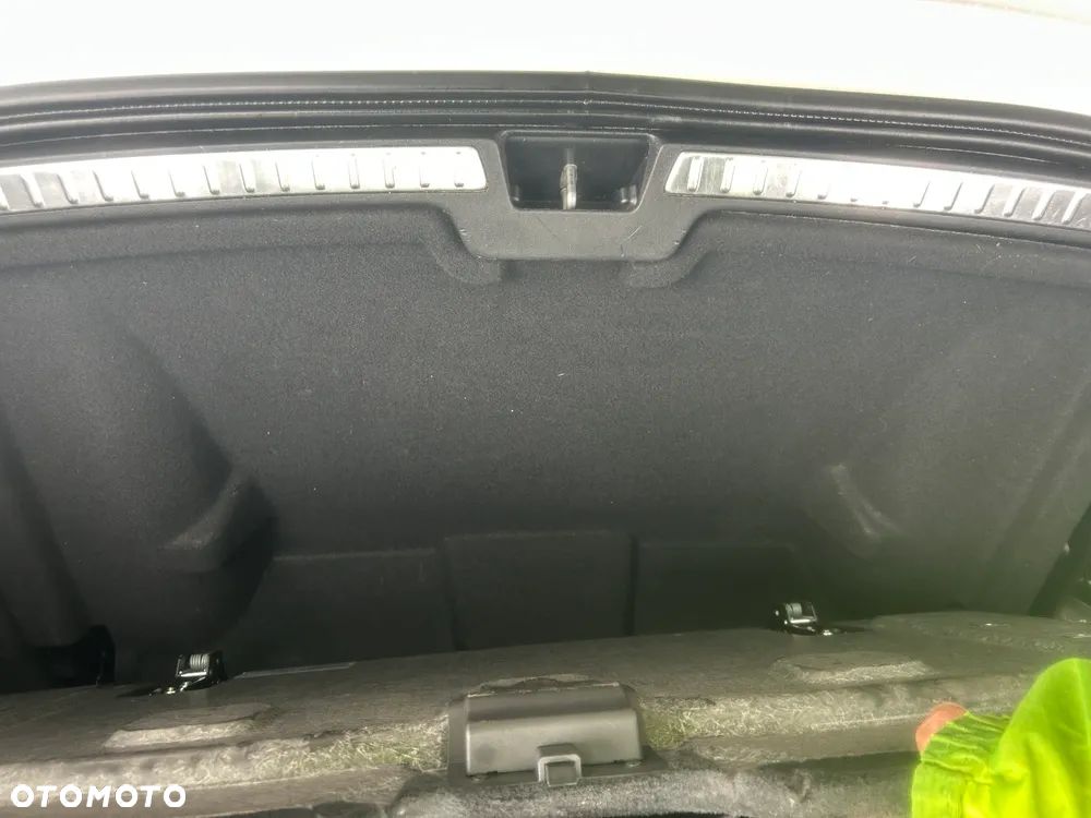 Volvo XC 90 - 31