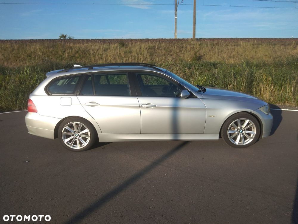 BMW Seria 3 320d - 2