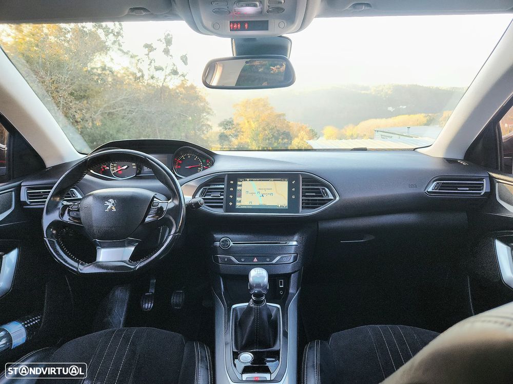 Peugeot 308 SW 1.6 e-HDi Allure J18 - 7