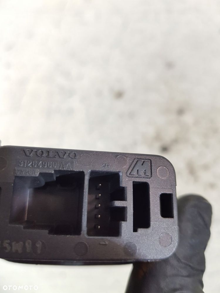 przełącznik zamykania bagażnika 31264960aa volvo xc60 i s60 ii eu 3.2b 12r - 7