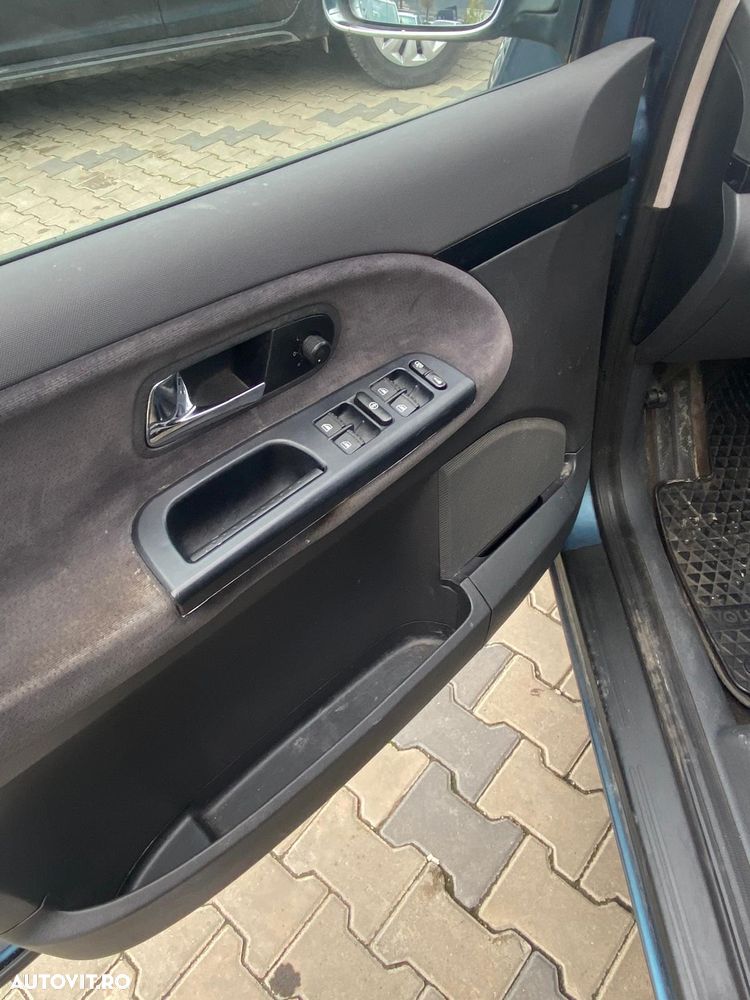 Volkswagen Sharan 1.9 TDI Comfortline Family - 15