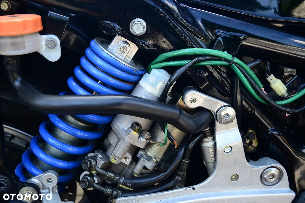 Honda ST - 25