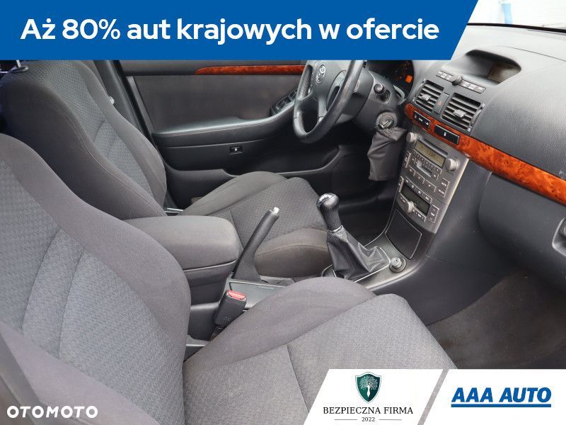 Toyota Avensis - 11