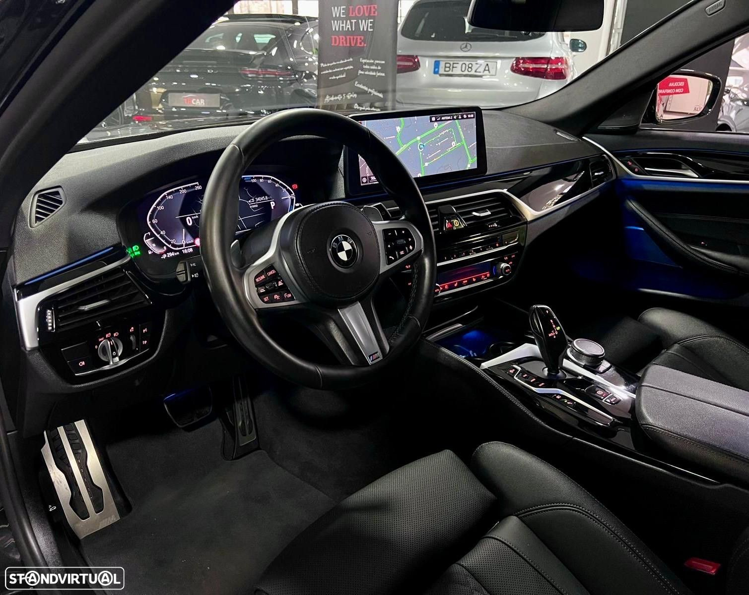 BMW 530 e Pack Desportivo M - 14
