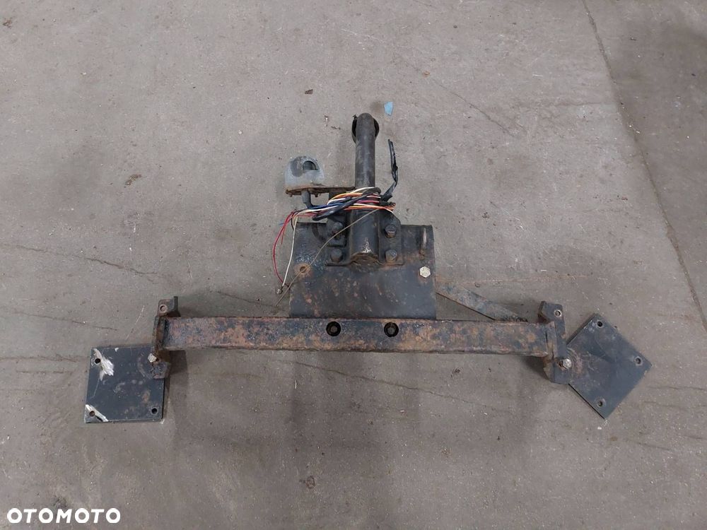 HAK HOLOWNICZY BRAK TABLICZKI FIAT ALBEA I - 2