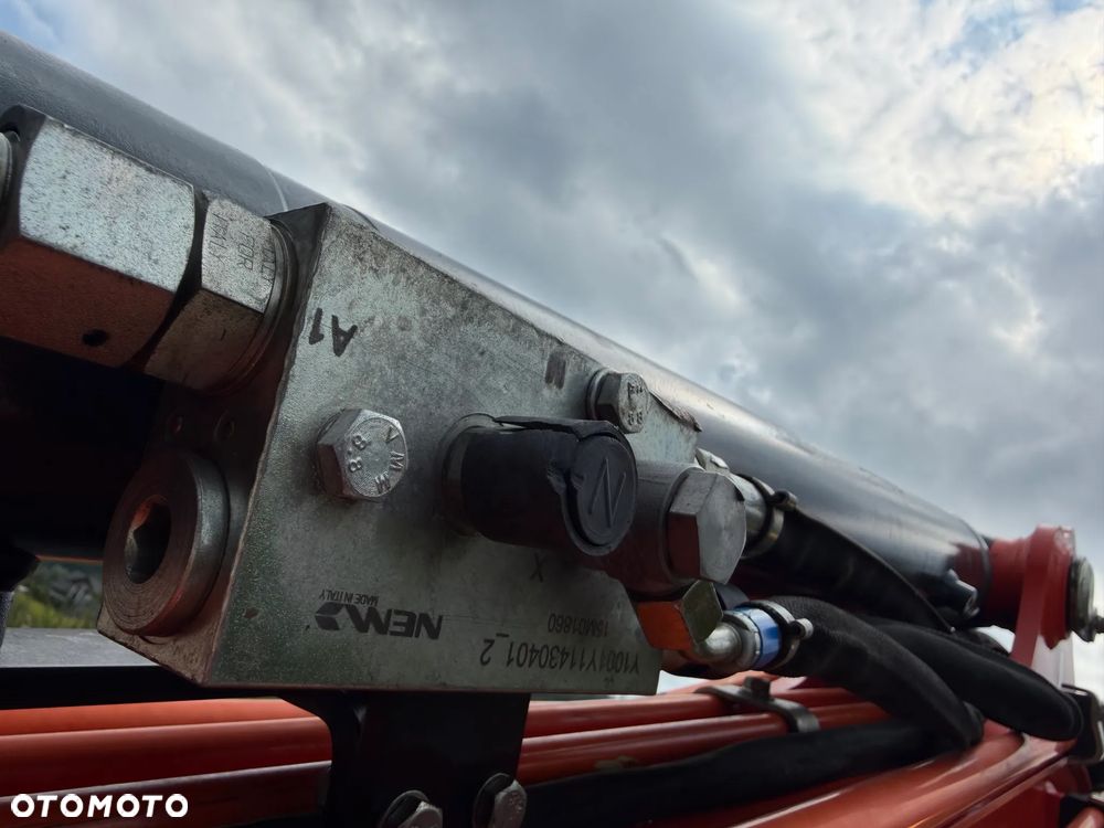 Kubota U55-4. koparka Gąsienicowa 5,5 tony. 2016 rok. 3700 mtg! KLIMATYZACJA. Długie ramie plus! 3sekcje Hydrauliczne. zamki na tłokach. Koparka Jak nówka sztuka. Zadbana zero zużycia. Z gospodarstwa Norweskiego. Zmiana łyżek Hydrauliczna. LENHOFF. Ani deka luzów wycieków. Szybka wolna jazda. Gąski perfekt stan. OKAZJA TANIO. Aktualna Dekra. Po serwisach eksploatacyjnych. Mocny silnik Kubota 4 cylindry! Zamki na tłokach. Nagłośnienie Wielka Okazja - 28