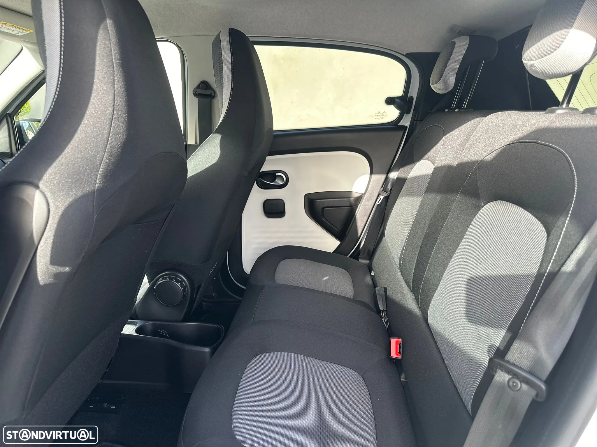 Renault Twingo 1.0 SCe Zen - 12