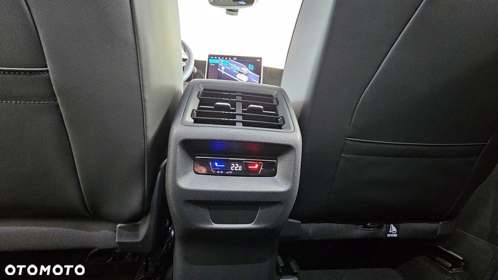 Volkswagen Tiguan - 23