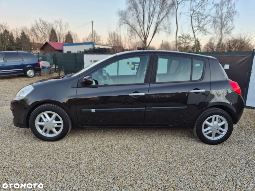 Renault Clio - 6