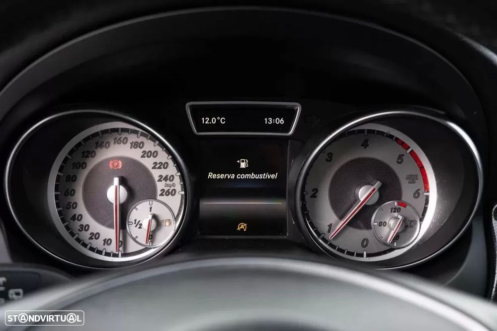 Mercedes-Benz CLA 180 d Shooting Brake - 22