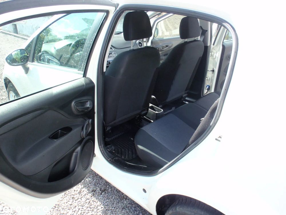 Fiat Punto 1.4 Easy S&S Euro6 - 11