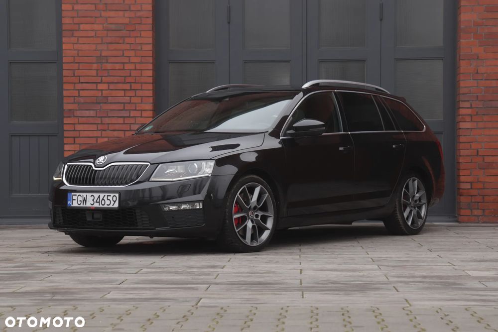 Skoda Octavia 2.0 TDI (Green tec) DSG RS - 1