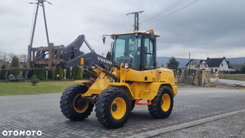 Volvo L30G/Maszyna sprowadzona/ 4749h/ - 8