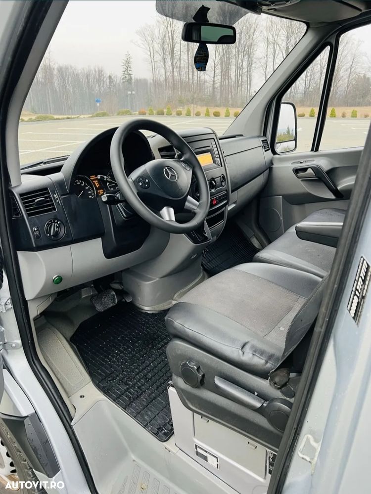 Mercedes-Benz Sprinter - 6