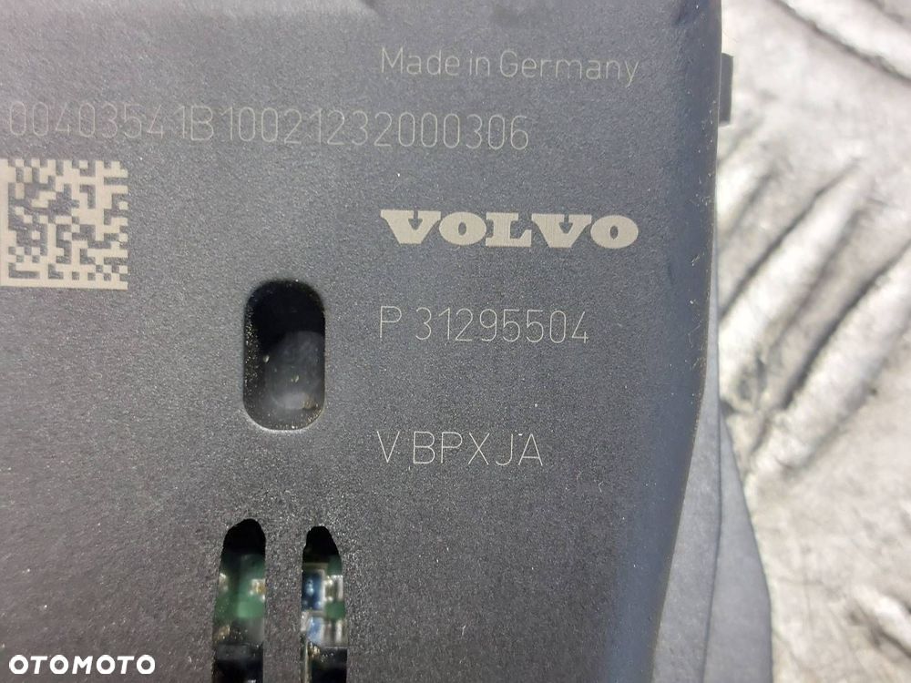 LUSTERKO WEWNĘTRZNE LAMPKA VOLVO XC60 I 30799044 P31295504 39819988 - 6