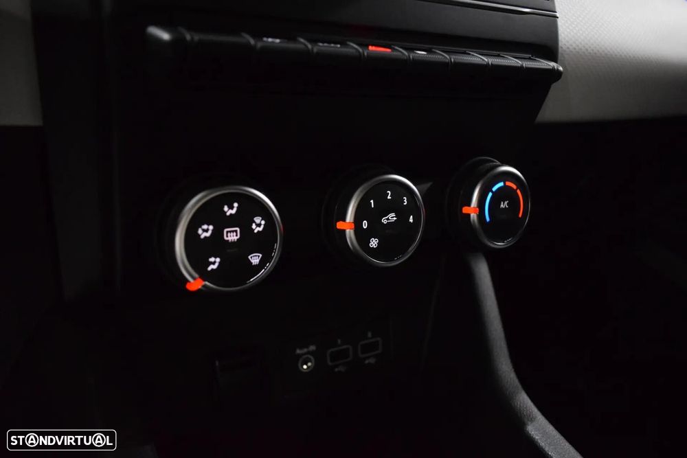 Renault Clio - 9