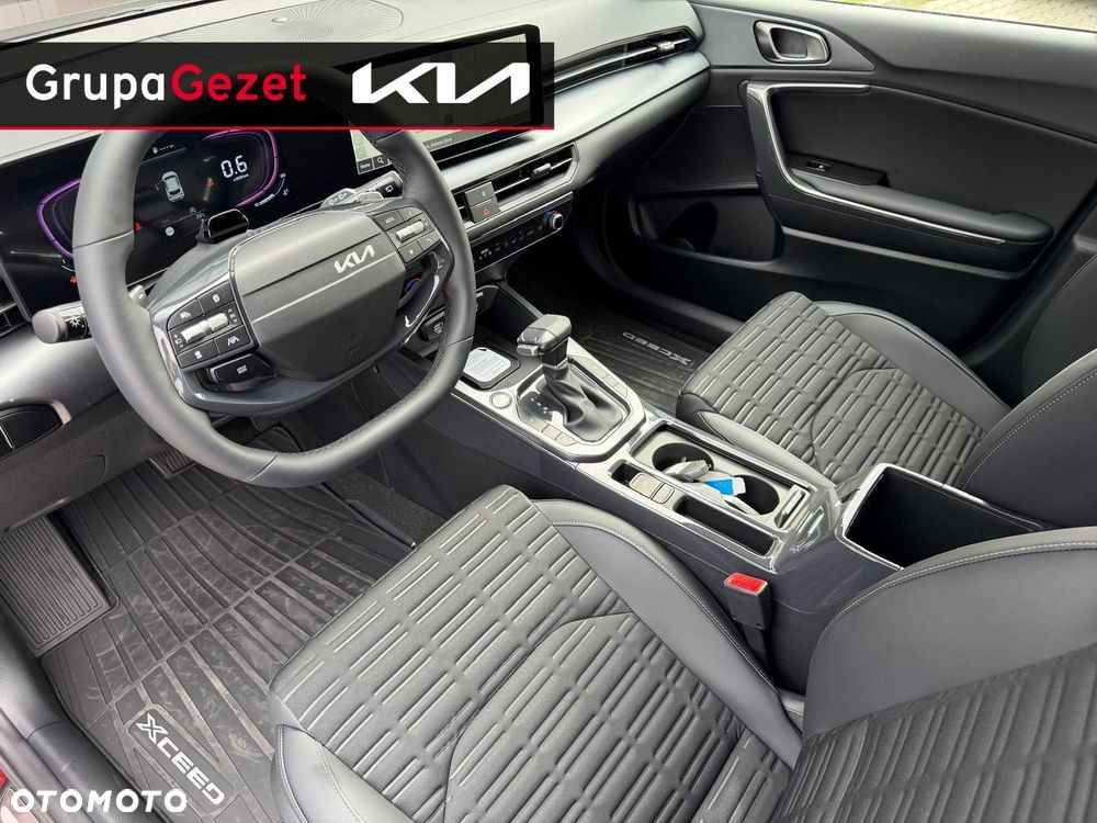 Kia XCeed - 12