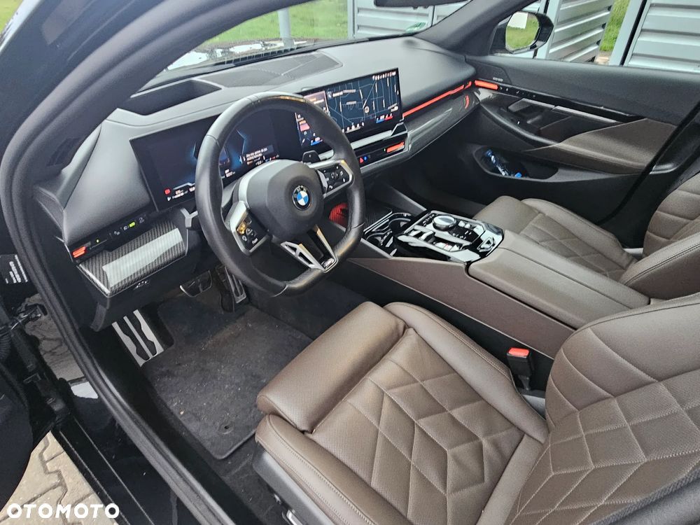 BMW Seria 5 520i M Sport Edition - 25