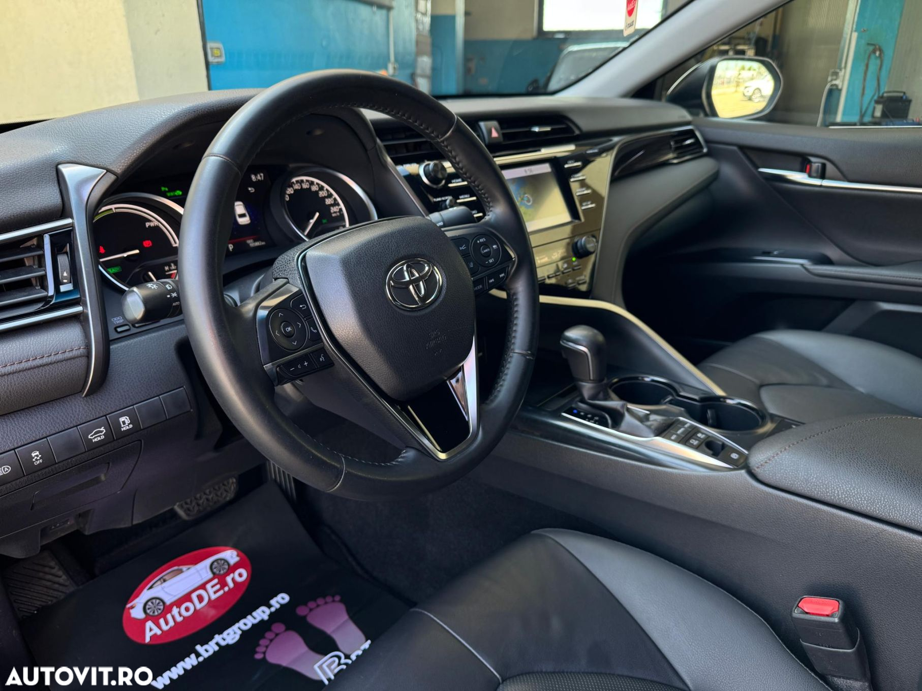 Toyota Camry - 6