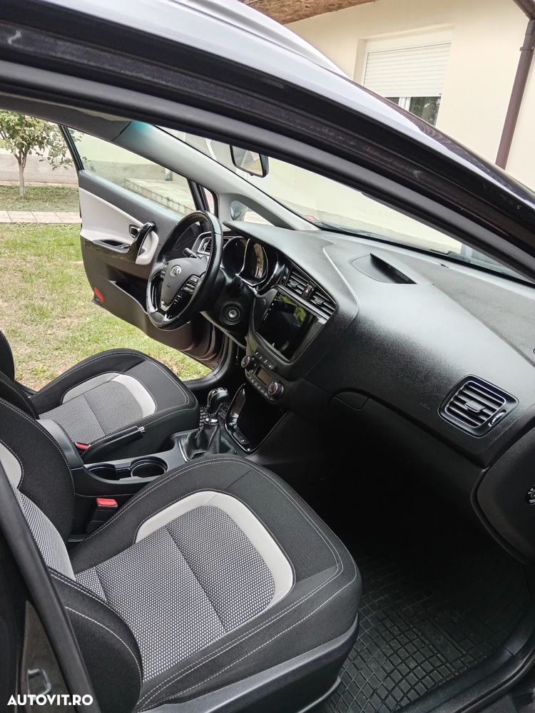 Kia Ceed - 5