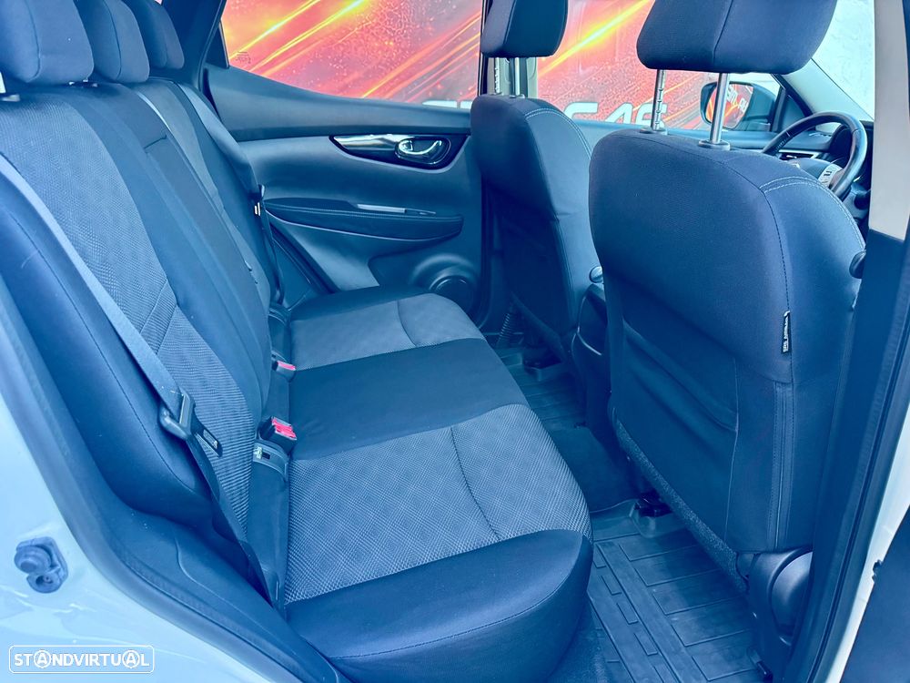 Nissan Qashqai 1.6 dCi Tekna Premium Alcantara Xtronic - 16