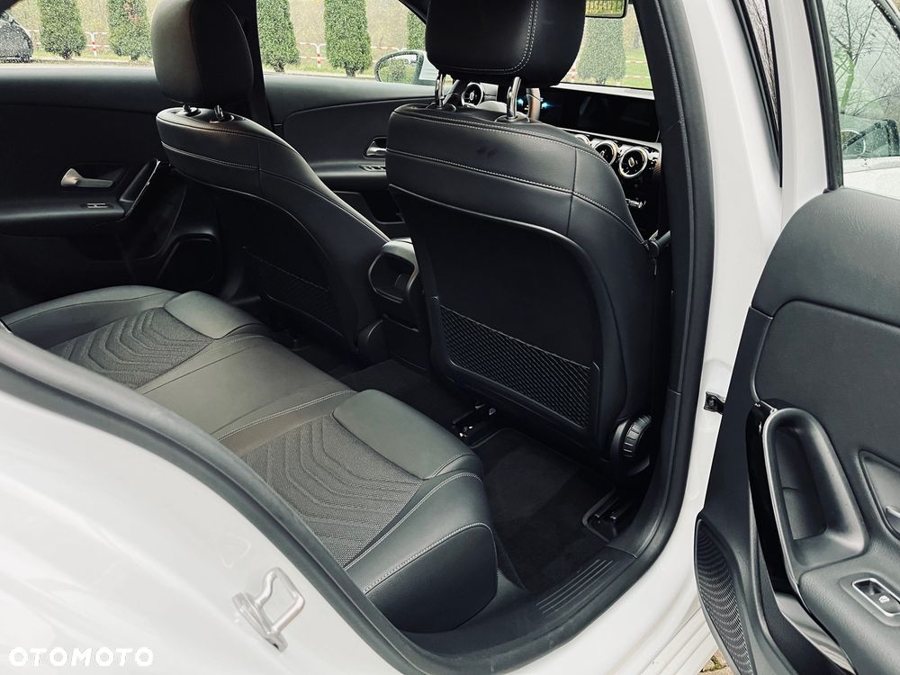 Mercedes-Benz Klasa A 200 Edition 2020 - 37