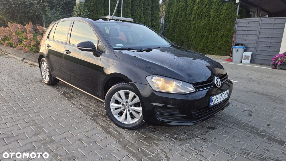 Volkswagen Golf - 8