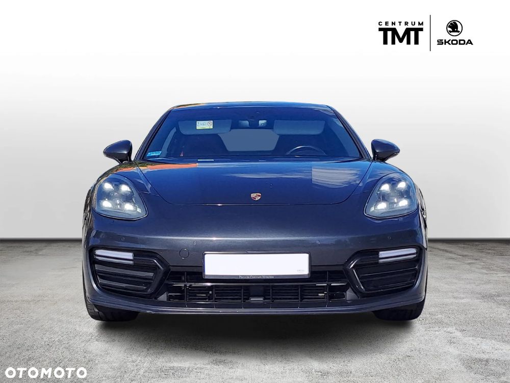 Porsche Panamera 4 - 8