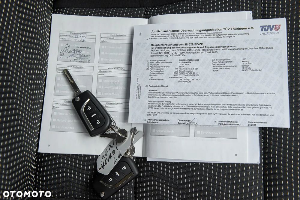 Toyota Auris 1.6 Premium - 32