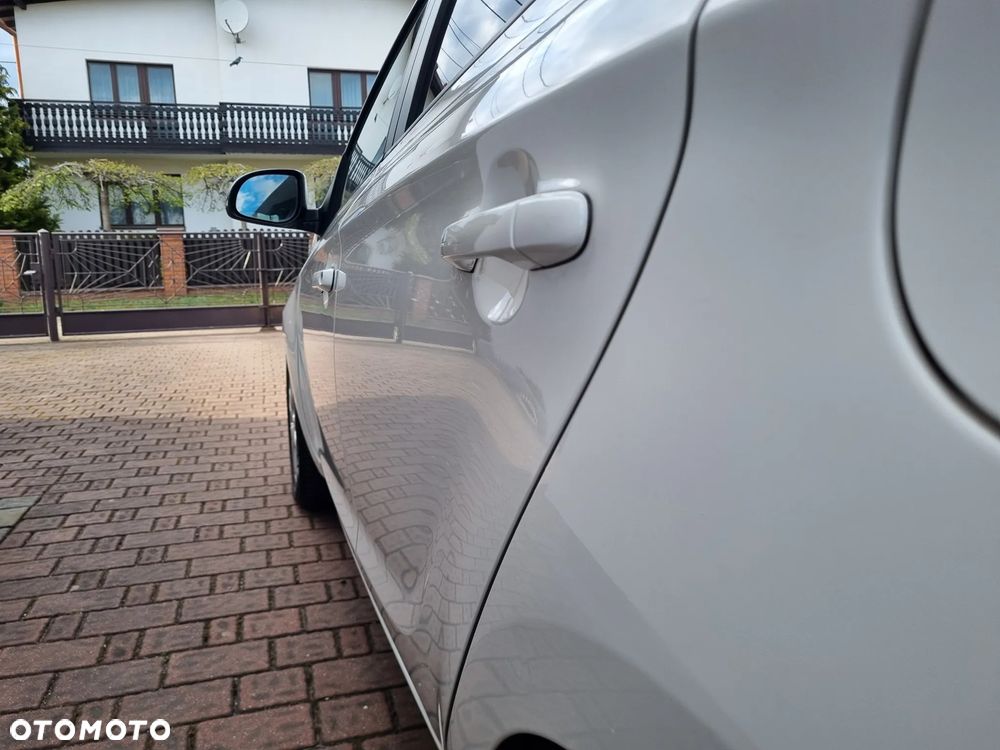 Hyundai i20 1.4 Style EU5 - 14