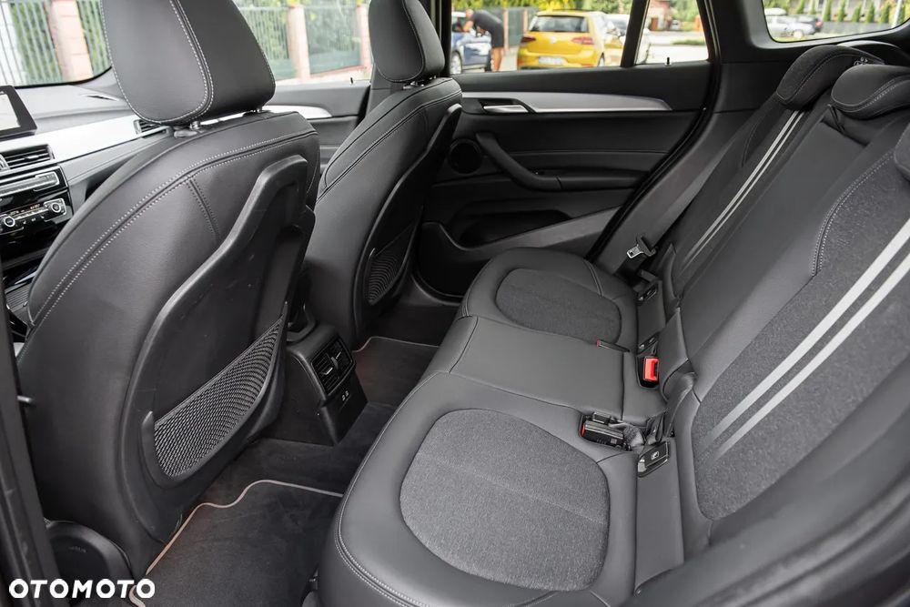 BMW X1 xDrive20d Sport Line sport - 28
