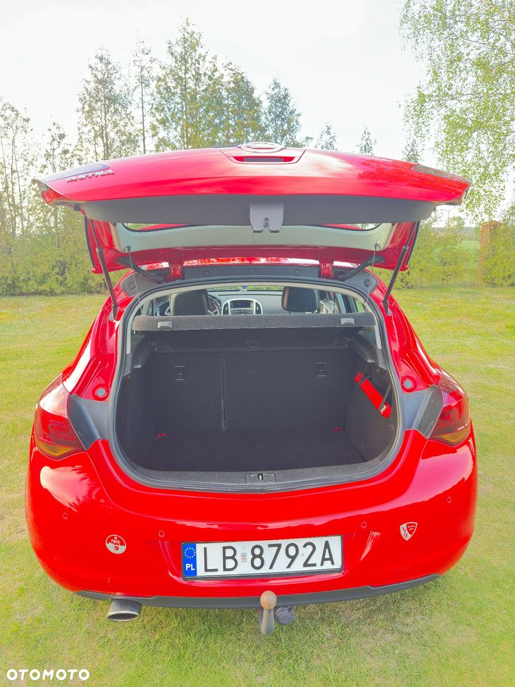 Opel Astra 1.4 Turbo Color Edition - 16