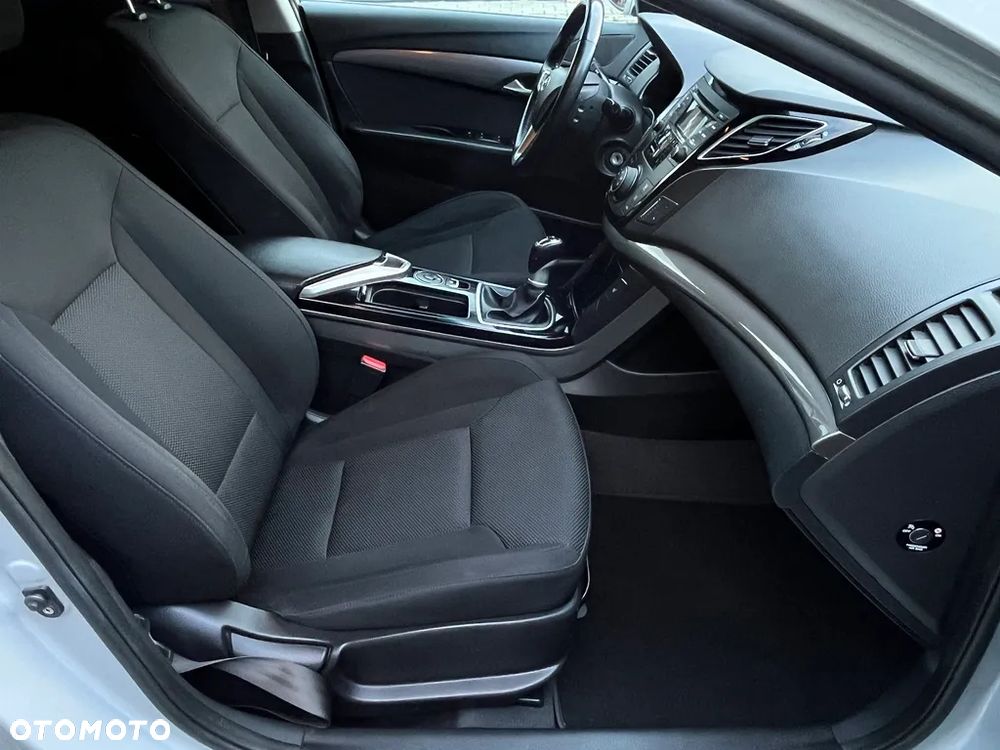 Hyundai i40 Kombi blue 1.7 CRDi Style - 19