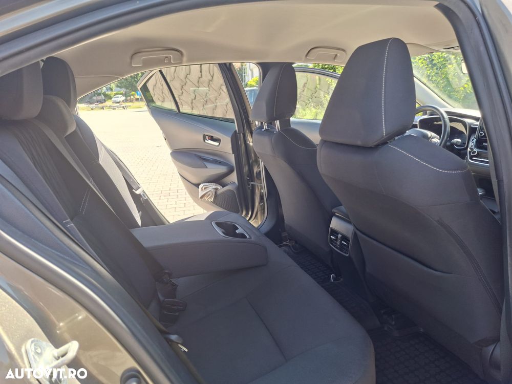 Toyota Corolla - 5