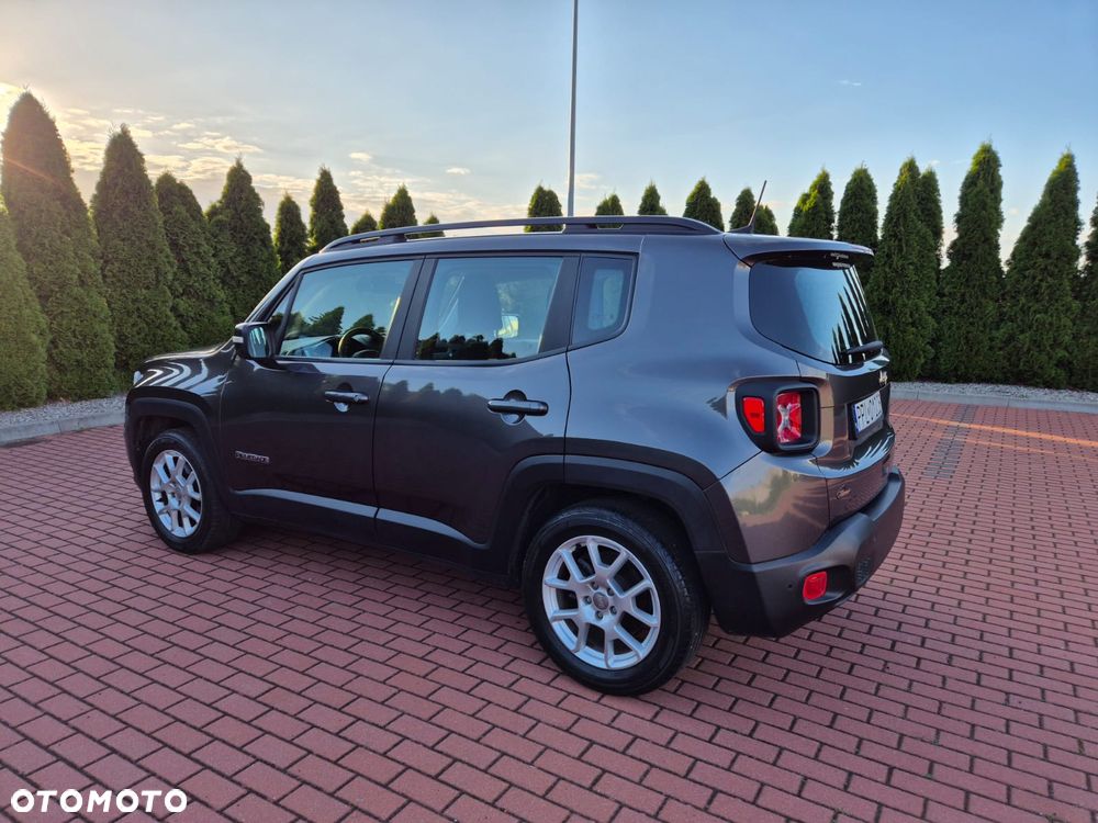 Jeep Renegade - 12