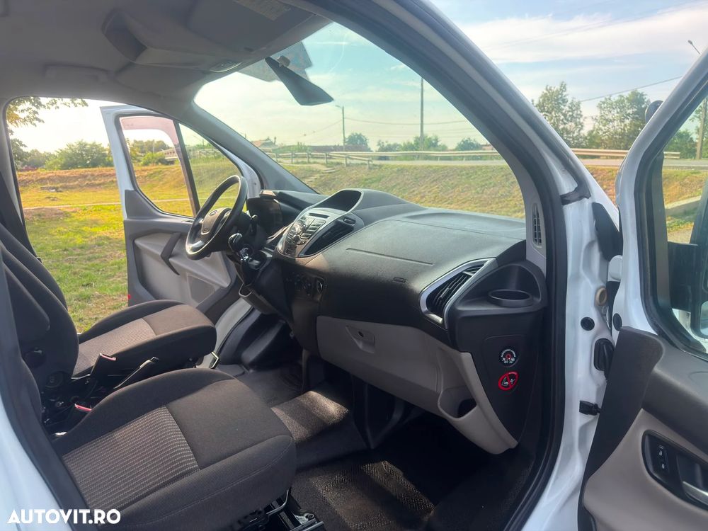 Ford Transit Custom - 11