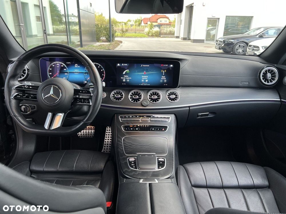 Mercedes-Benz Klasa E - 12