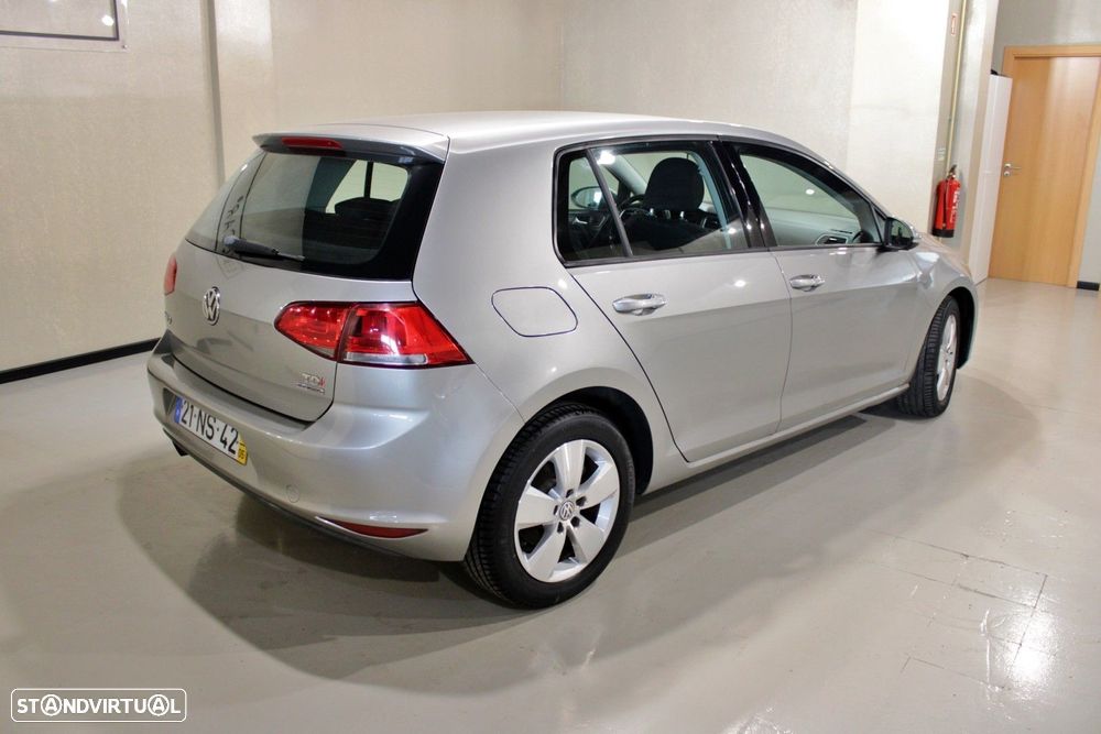 VW Golf 1.6 TDi Confortline - 2