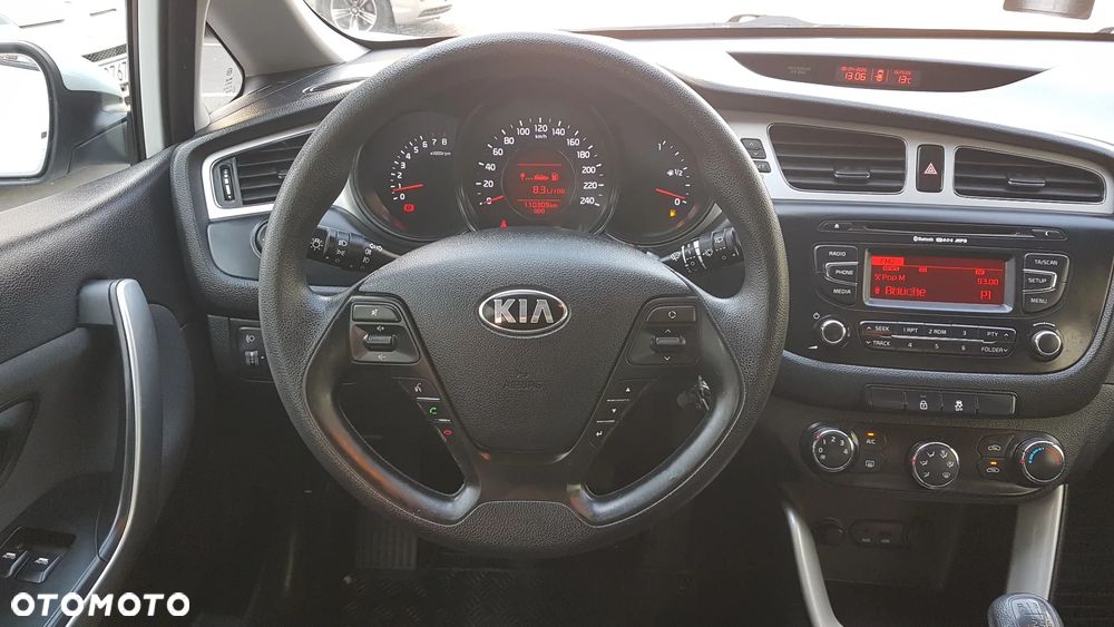 Kia Ceed - 7