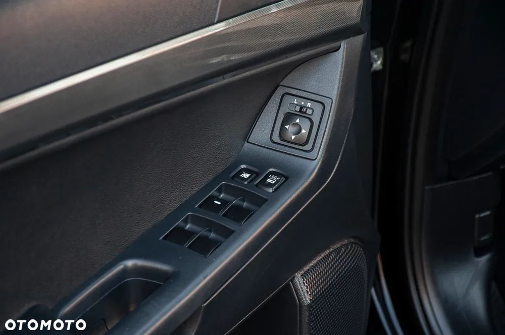 Mitsubishi Lancer 1.8 Instyle NAVI - 36