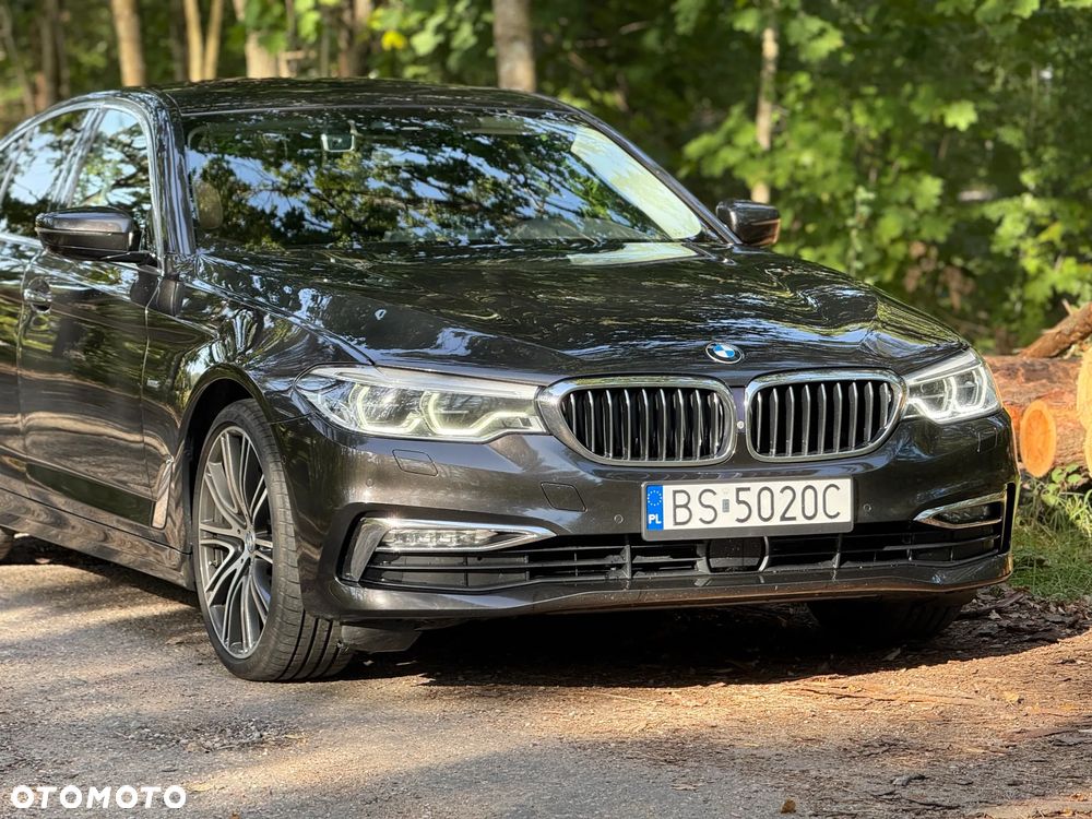 BMW Seria 5 520d Luxury Line - 4