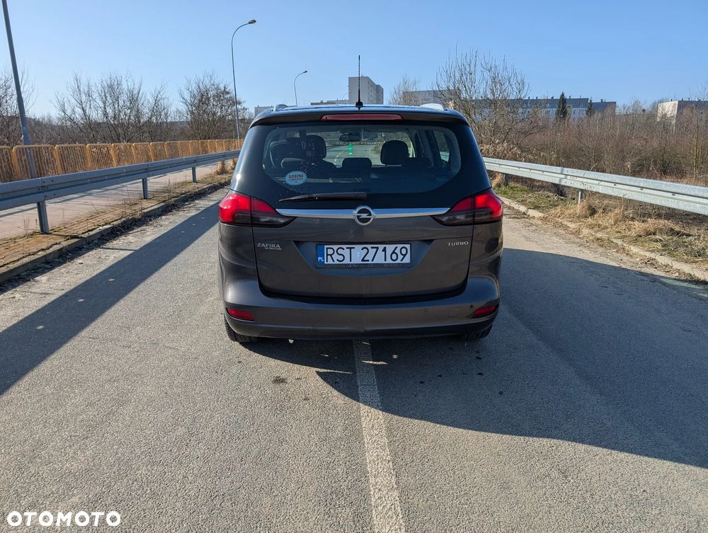 Opel Zafira - 4