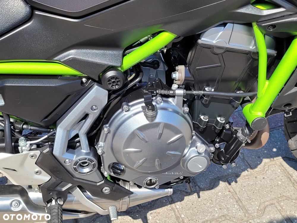 Kawasaki Z 650 - 18