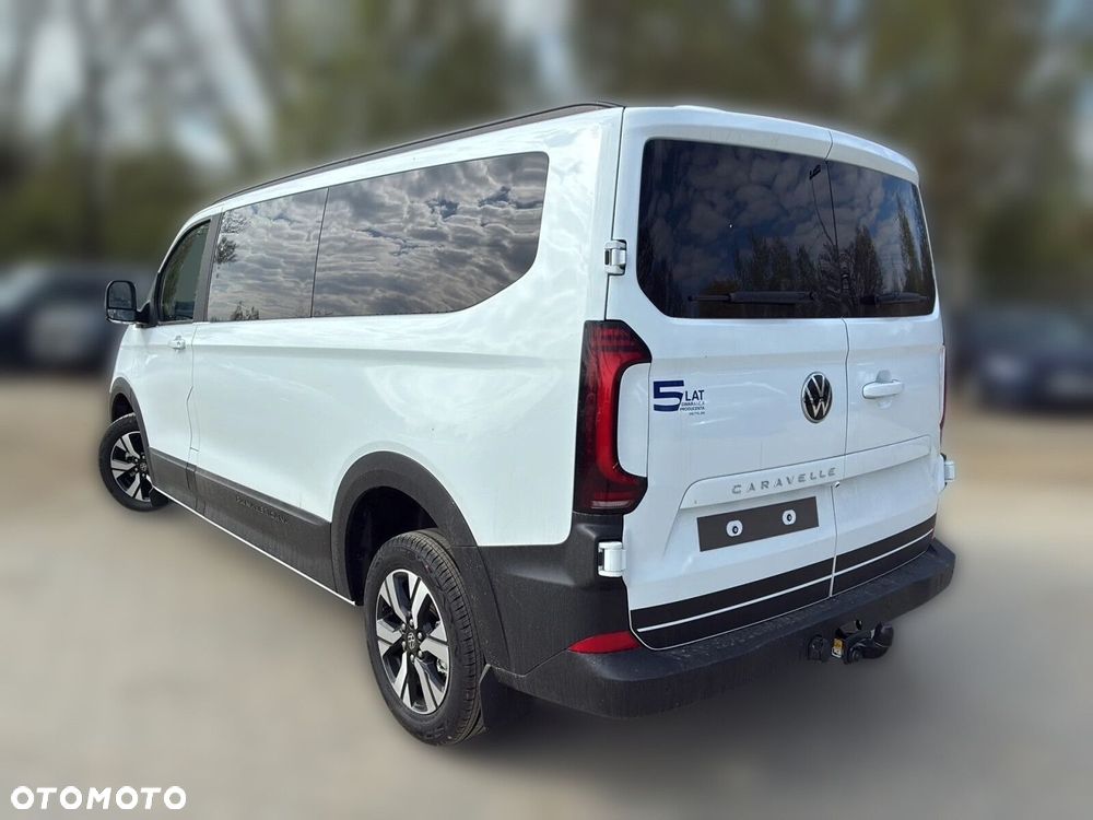 Volkswagen Caravelle - 4