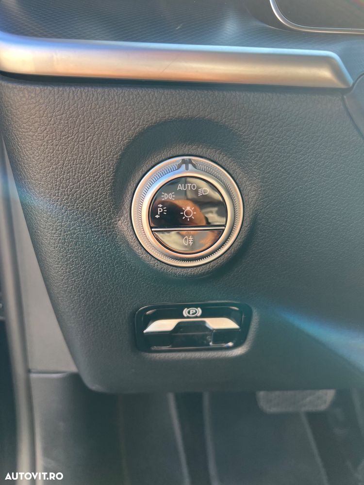 Mercedes-Benz C 180 9G-TRONIC Edition Avantgarde - 10