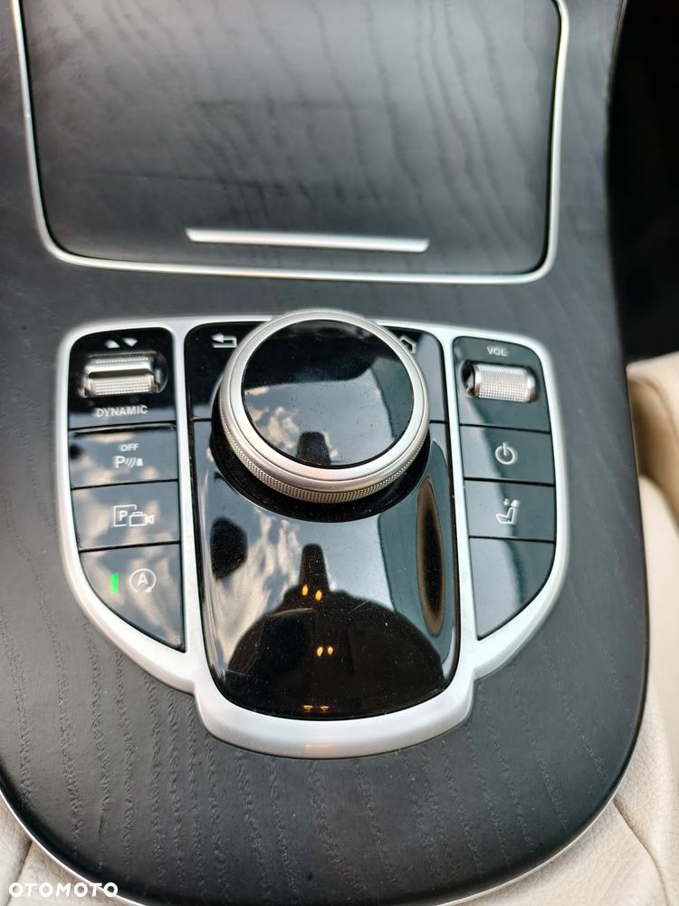 Mercedes-Benz Klasa E 300 d 9G-TRONIC Avantgarde - 25