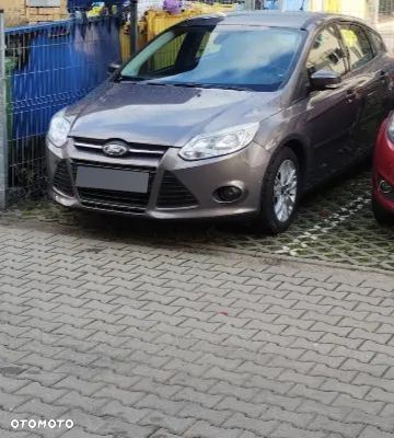 Ford Focus 1.6 Ambiente - 5