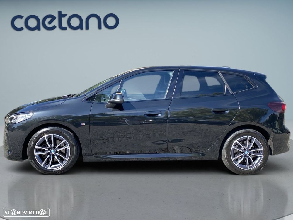 BMW 218 Active Tourer d Pack M Auto — fotografia 22