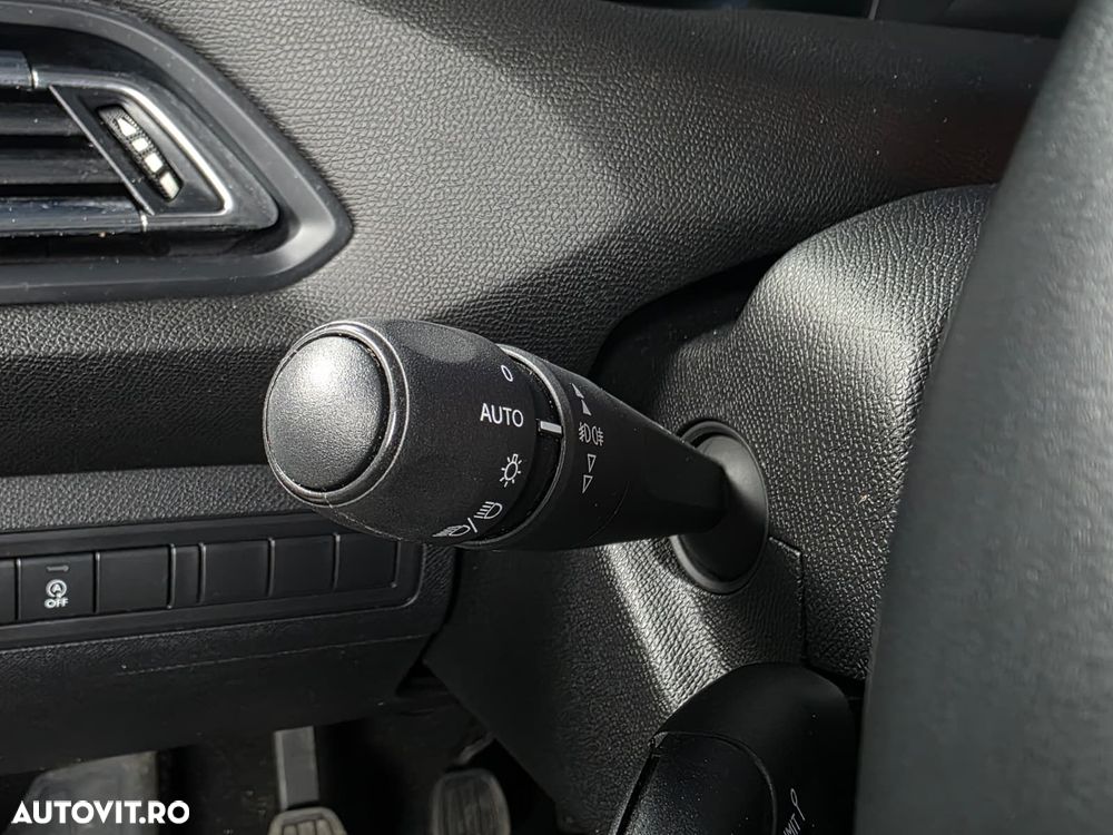 Peugeot 308 1.5L BlueHDI BVM6 Active Pack - 16